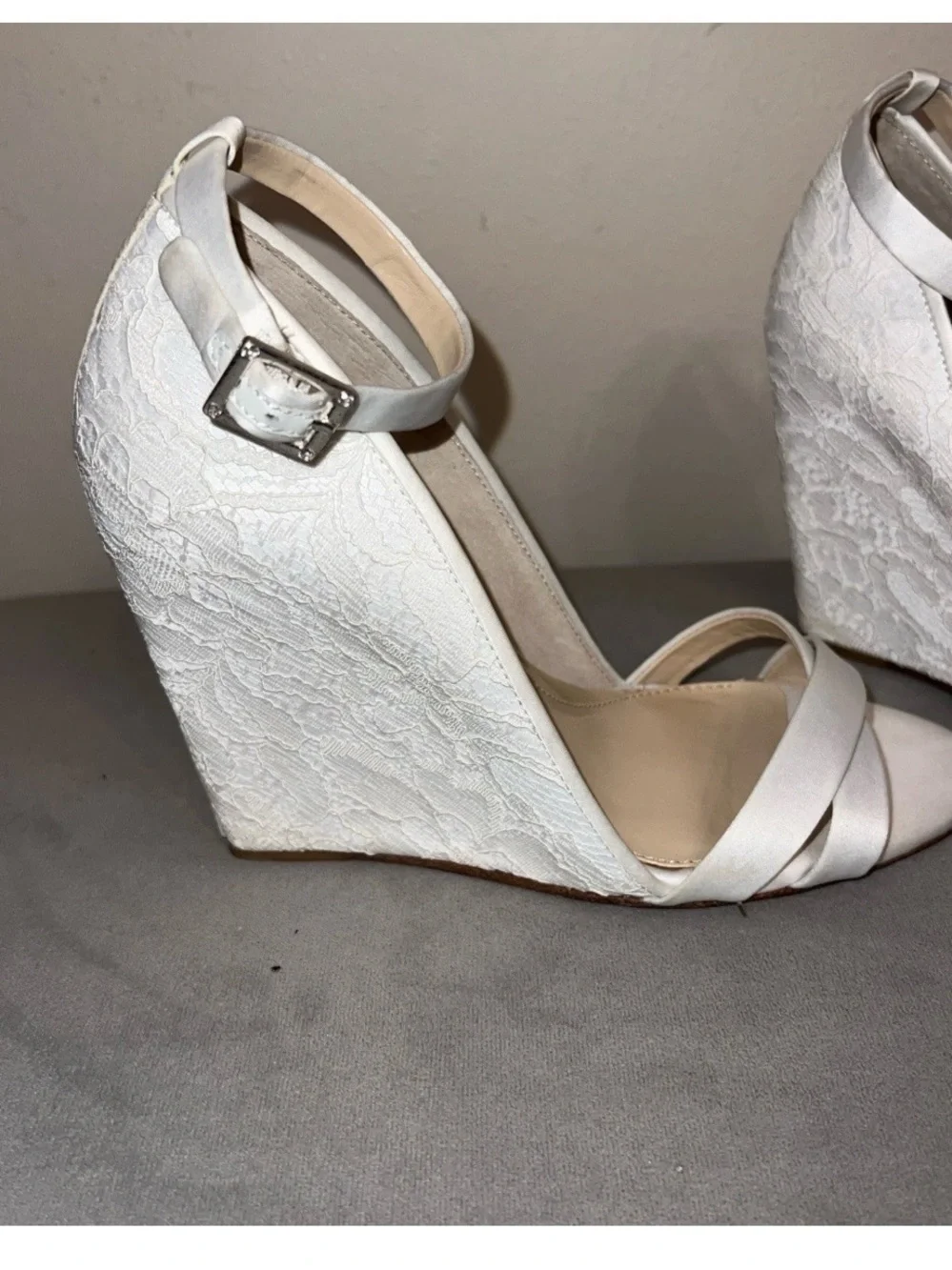 Vince Camuto White Lace Wedge Sandals with Ankle Strap